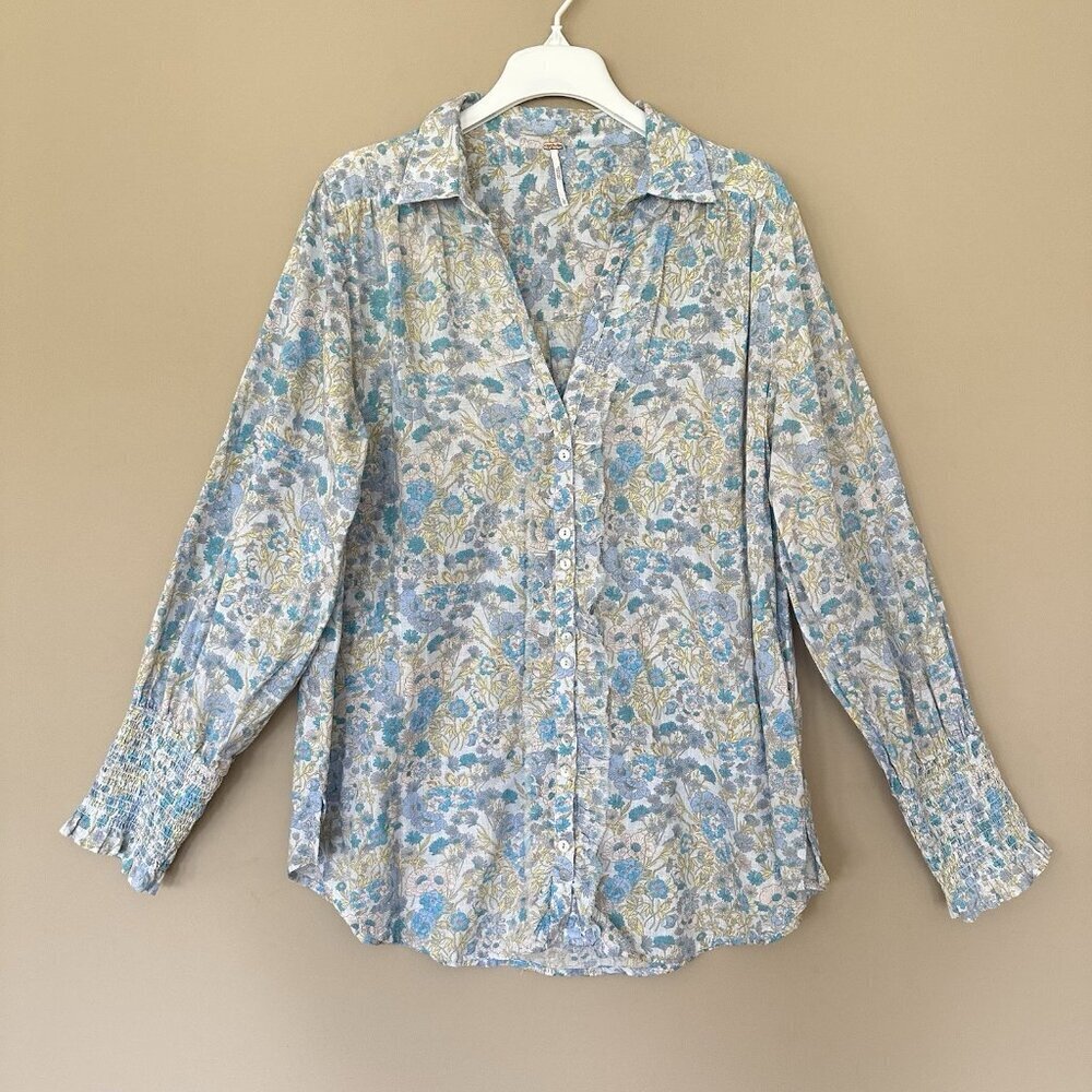 Free People Women L Button Shirt $138 Long Smocked Sleeves Wild Gardenia Spring